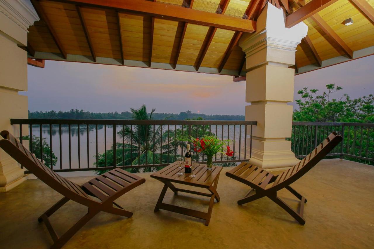 Diya Dahara Lake Resort Yala Exterior photo